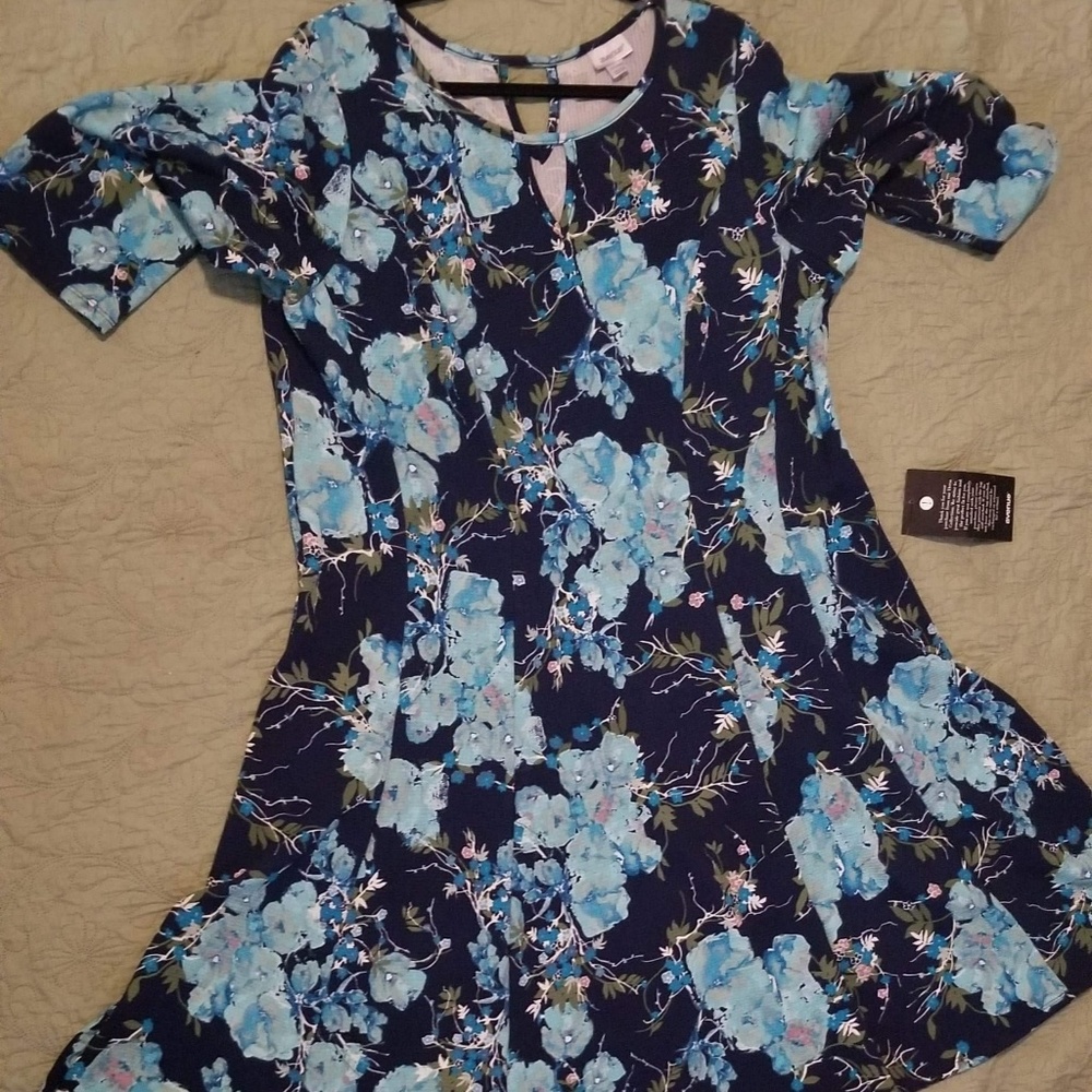 Plus size swing dress